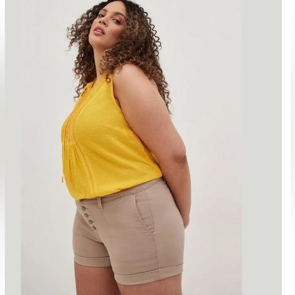 Torrid khaki button front short size 22 - Picture 4 of 13